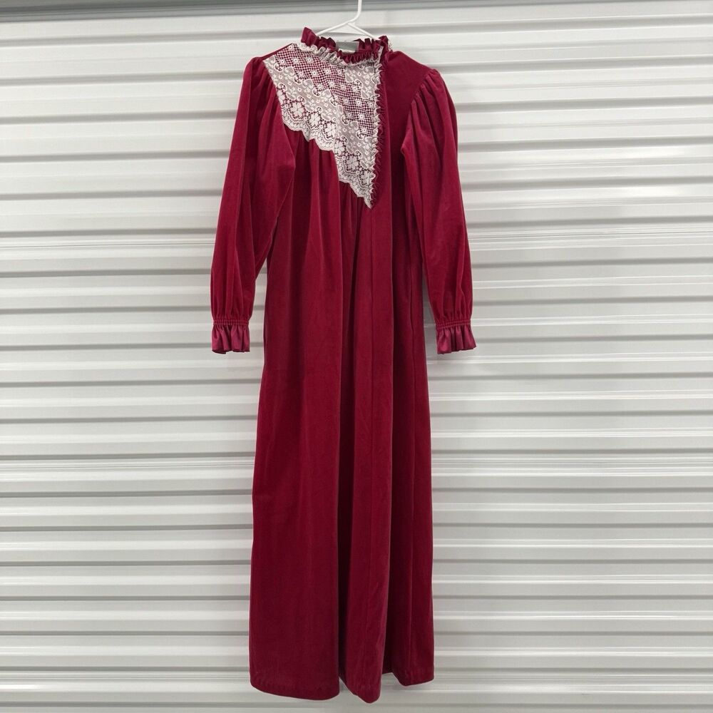 Vtg Donna Richard Gilligan Omalley Nightgown Women Pettite Lace Pockets USA